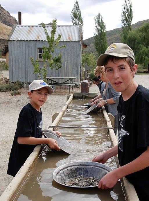 Gold Panning near Cromwell & Queenstown Goldfields Mining Centre